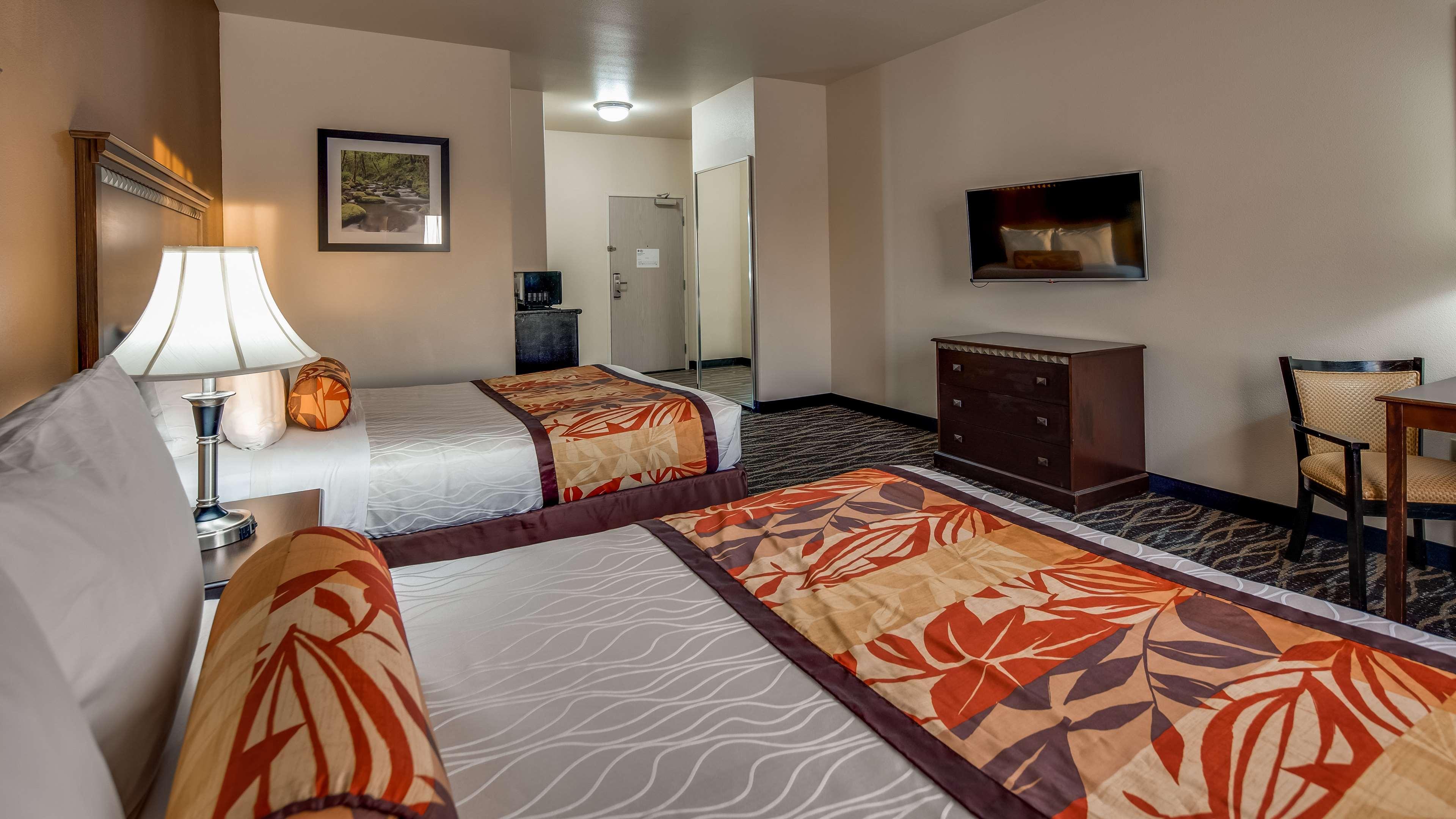 Best Western Plus Battleground Inn & Suites Battle Ground Exterior photo