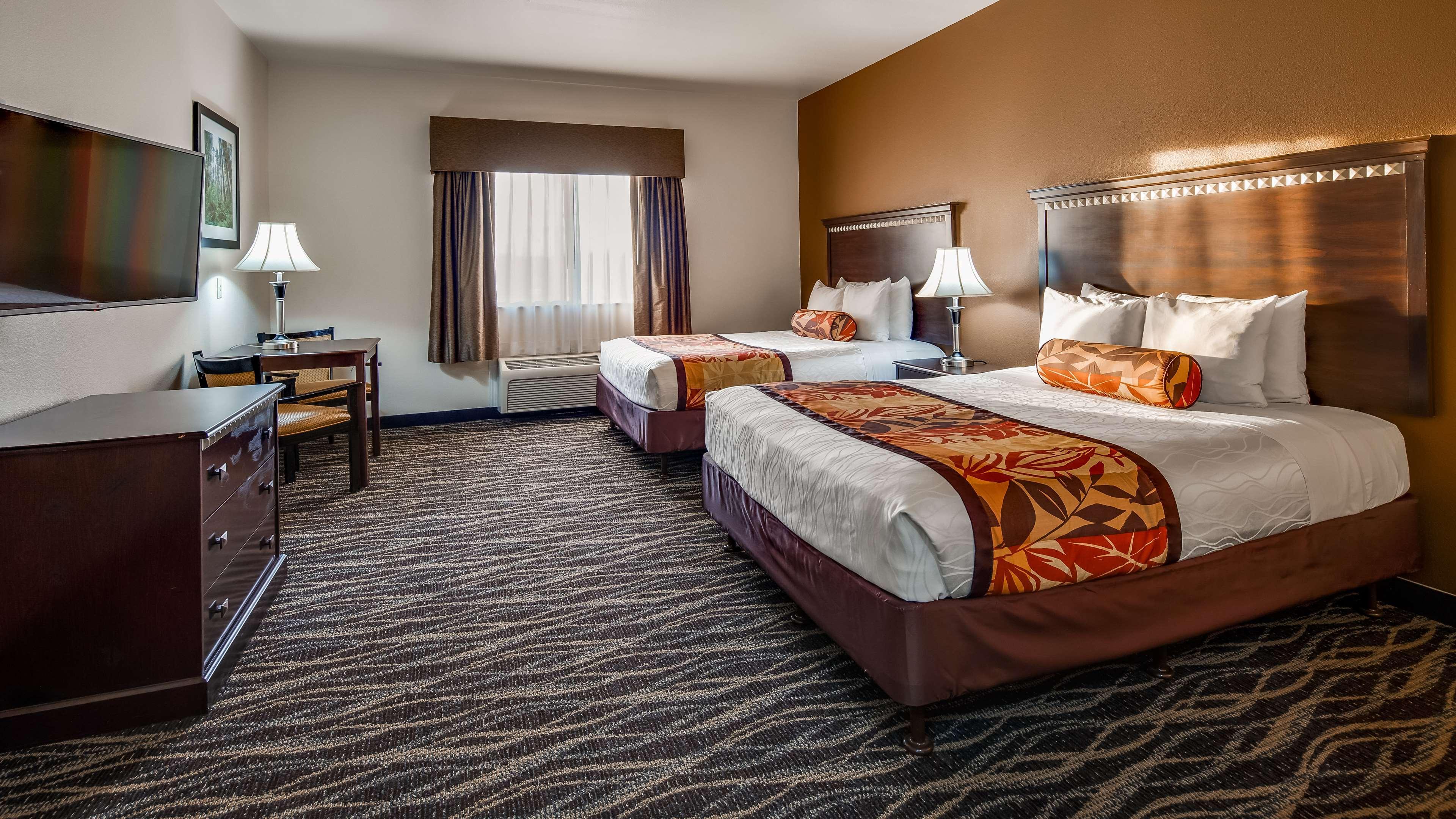 Best Western Plus Battleground Inn & Suites Battle Ground Exterior photo